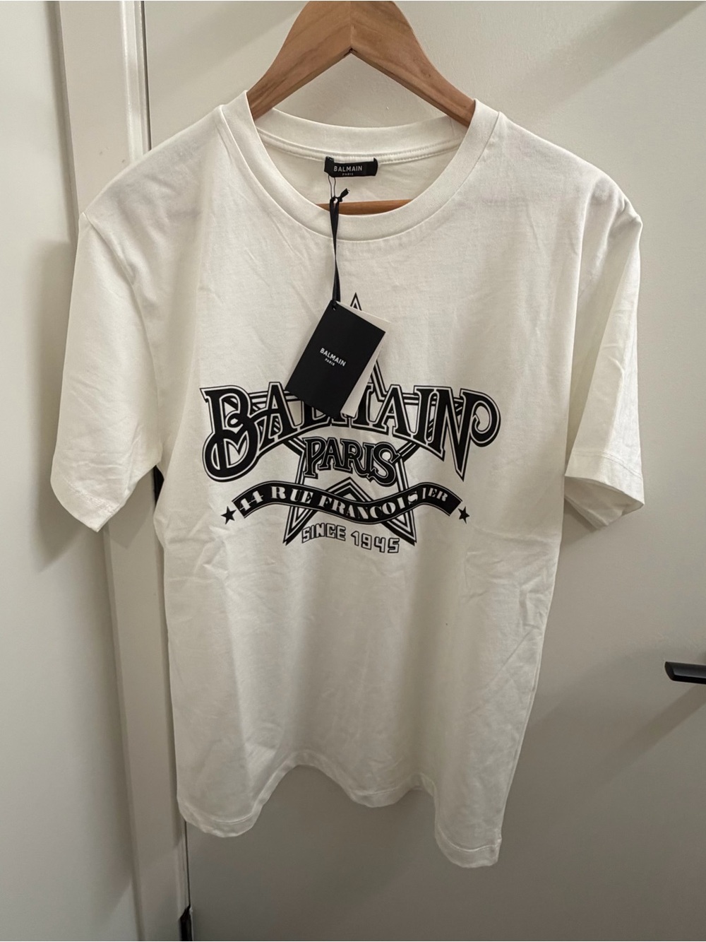 Balmain Paris Graphic Logo T-Shirt White Black Men’s Medium NWT Tee